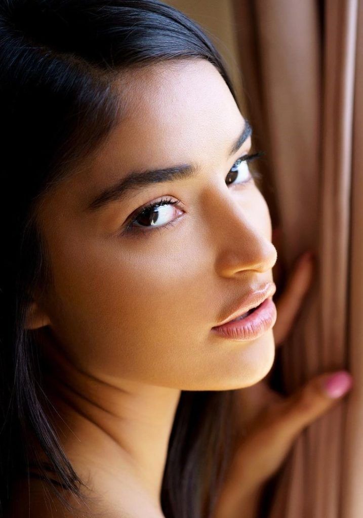 Discover Desi Slava Amp 39 S Biography Age Height Figure And Net Worth