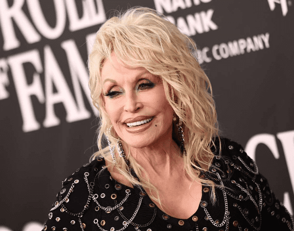 Does Dolly Parton Wear A Wig