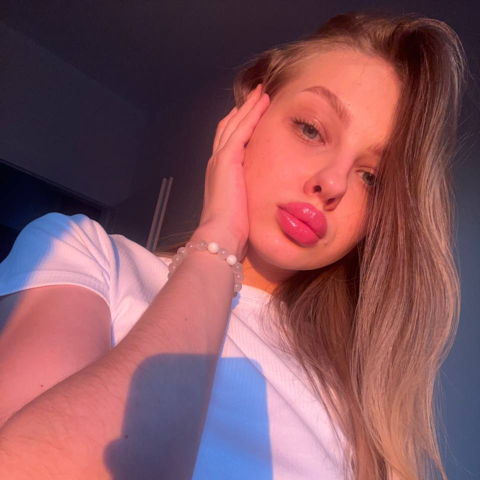 Kaitlyn Krems Kaitkrems Onlyfans Creator Profile