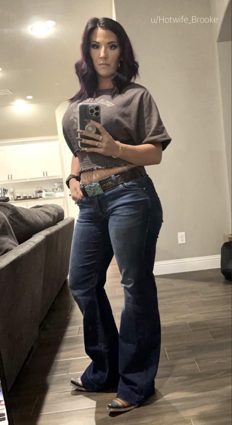 Mixedcalicouple On Twitter Amp Quot I M Definitely Built For Bbc Latina Hotwife Thick Https T Co