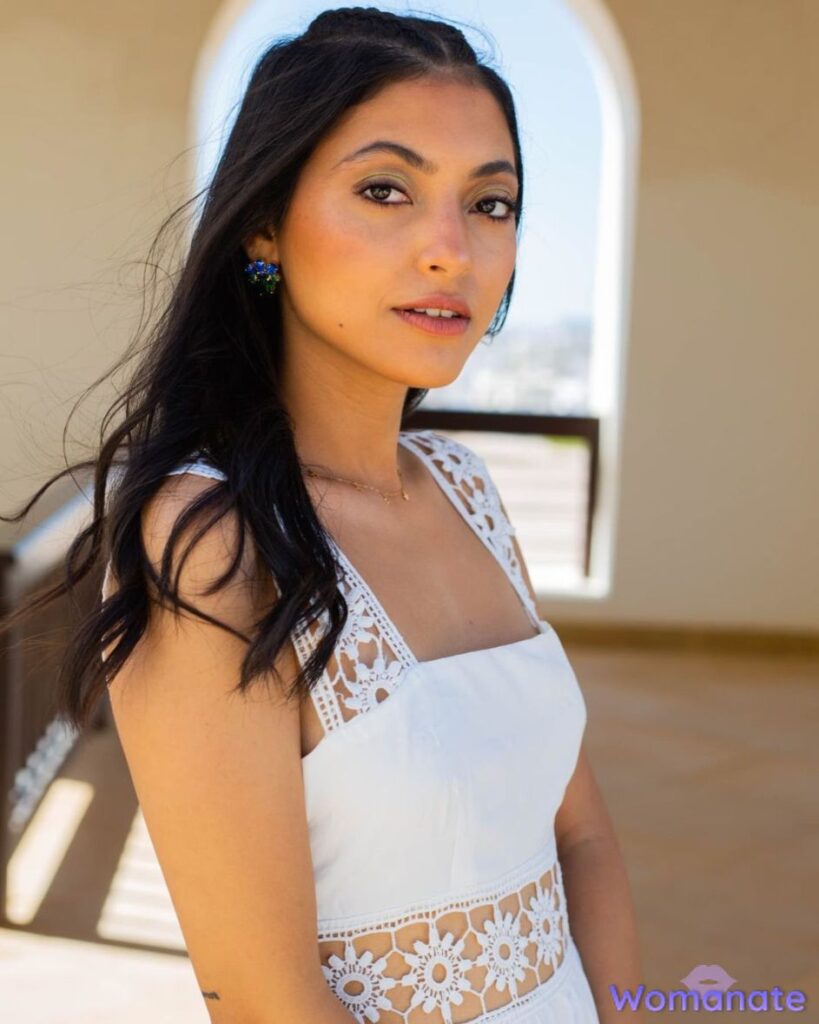 The Naked Truth: Egyptian Women's Beauty