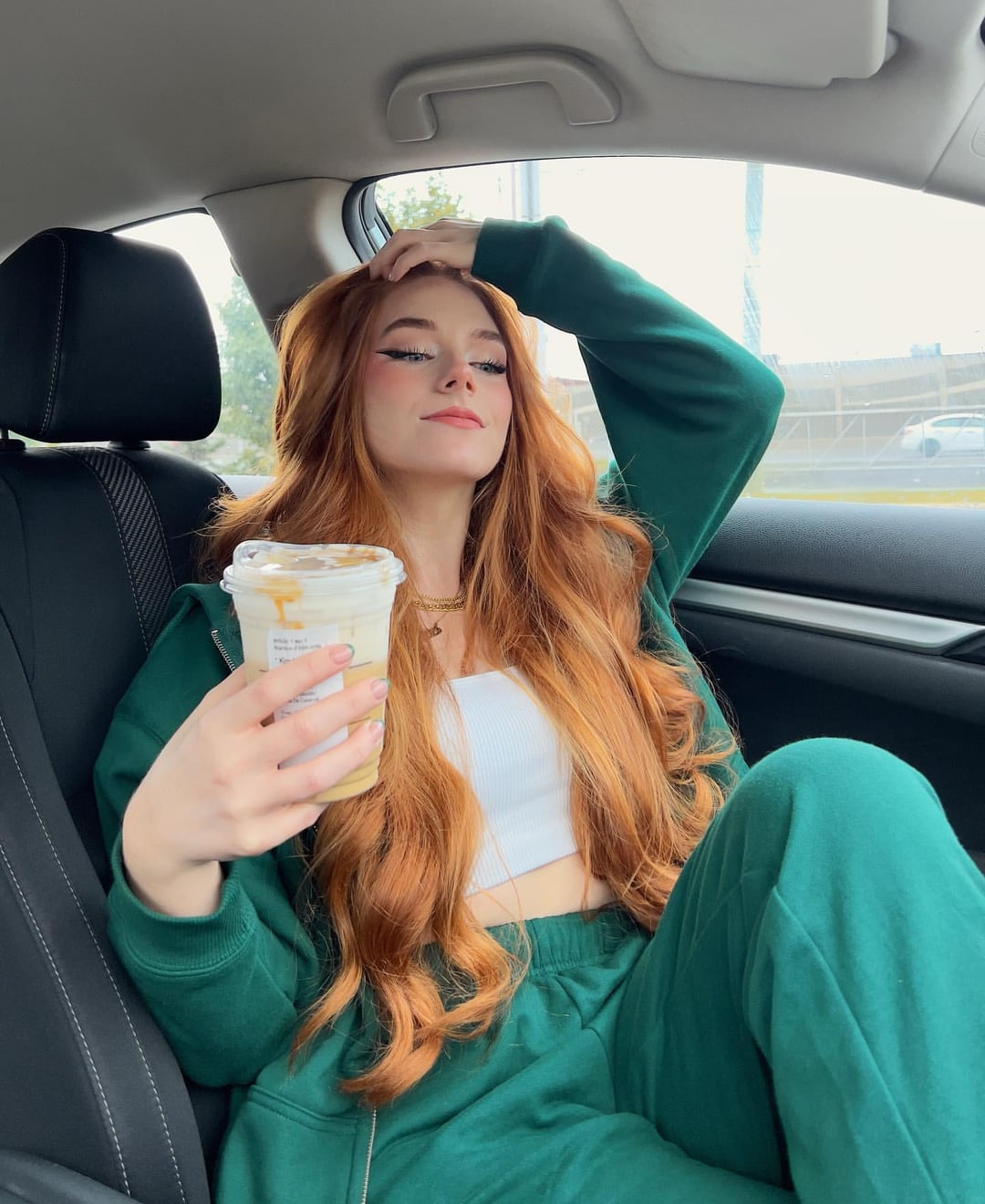 Petite Redheads With Glasses Anyone R Sfwredheads