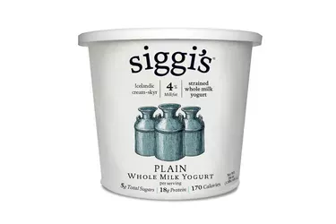 The 9 Best High Protein Yogurts According To Dietitians Men S Fitness