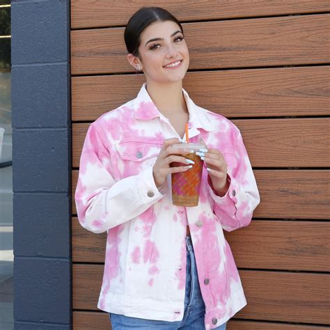 Tiktok S Charli D Amelio Shares Sweet Story Behind He Vrogue Co Tiktok S Charli D Amelio Shares Sweet Story Behind He Vrogue Co